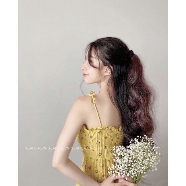 Đầm ngắn nữ Mini Dress 2 dây viền bèo nơ ngực họa tiết hoa nhí – Là Hoa