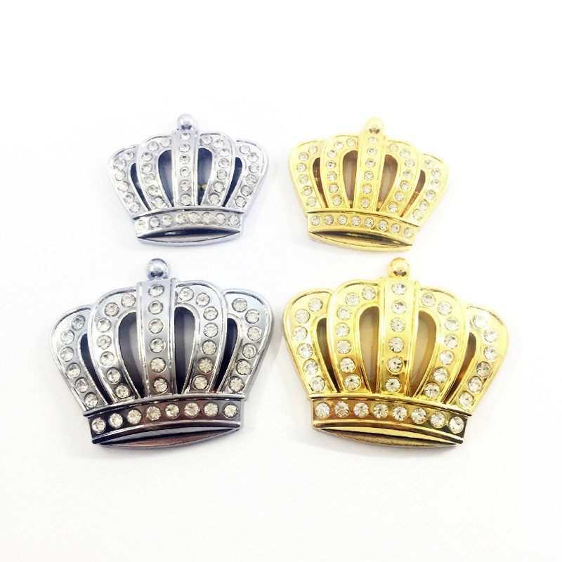 Logo Kim Loại Hình Vương Miện Đính Đá Lấp Lánh Trang Trí Xe Hơi - 1 Cái