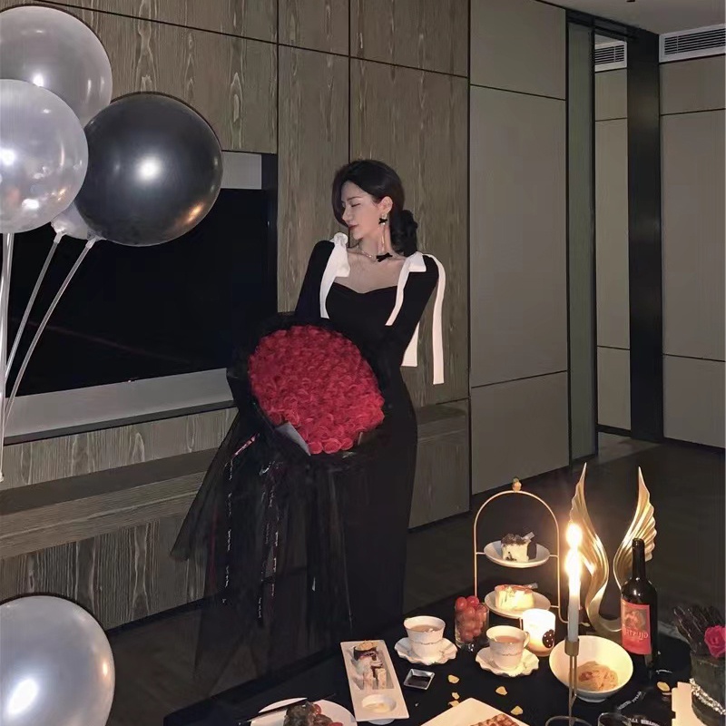 Đầm IELGY ôm dáng xẻ tà màu đen phong cách hepburn cổ điển thời trang dành cho nữ