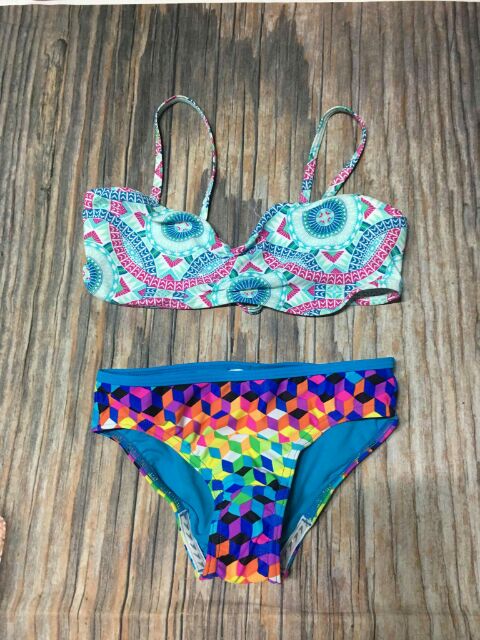 Bikini cho bé