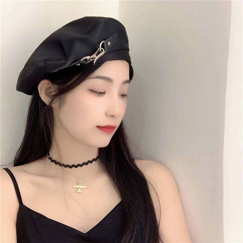 Mũ Beret Phối Khóa Kim Loại Phong Cách Anh Quốc Ngọt Ngào Cho Nữ