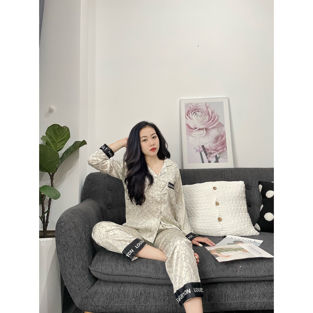Đồ bộ nữ - Đồ ngủ nữ pijama tay dài chất liệu Latin phối hình hoạ tiết sang trọng freesize | BigBuy360 - bigbuy360.vn