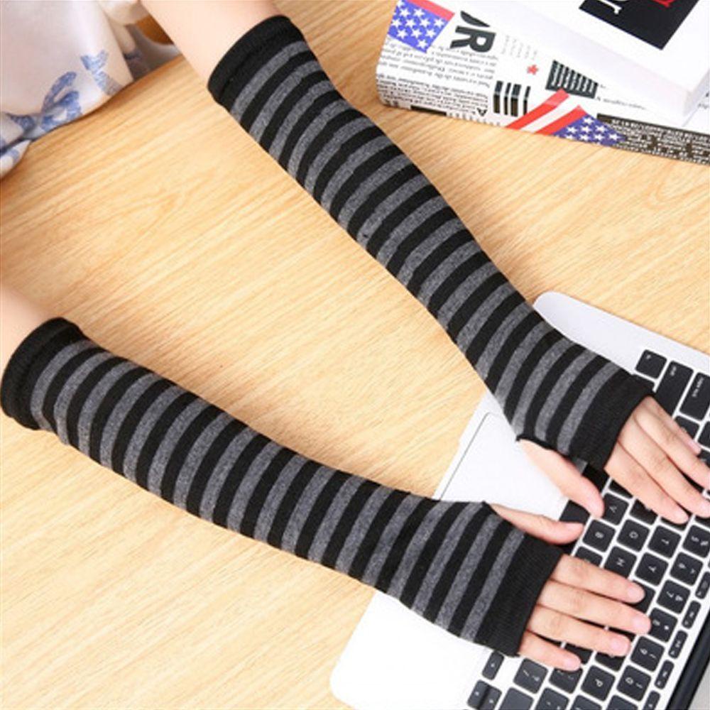 Găng Tay Dài Hở Ngón Thoải Mái Thời Trang