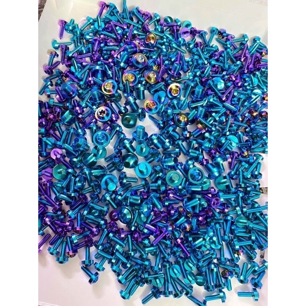 Ốc titan Gr5 bắt mão winnerx giá 1 con cực đẹp