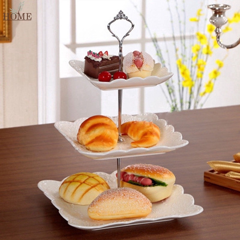 Giá đỡ bánh 3 tầng tiện lợi