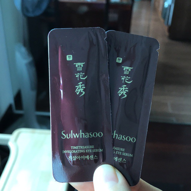 Gói sample tinh chất dưỡng mắt chống lão hóa thông đỏ Sulwhasoo Invigorating Eye Serum 1ml