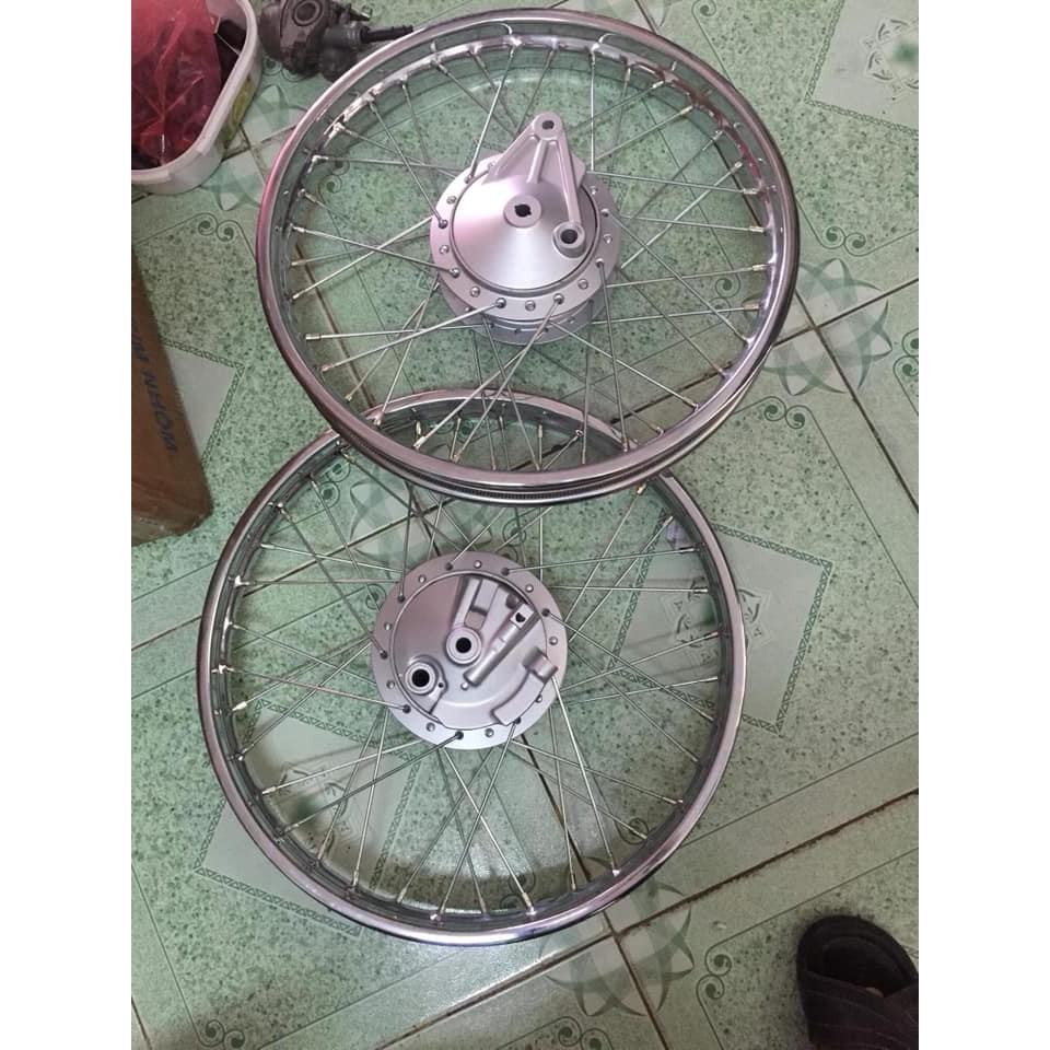 cặp bánh căm honda