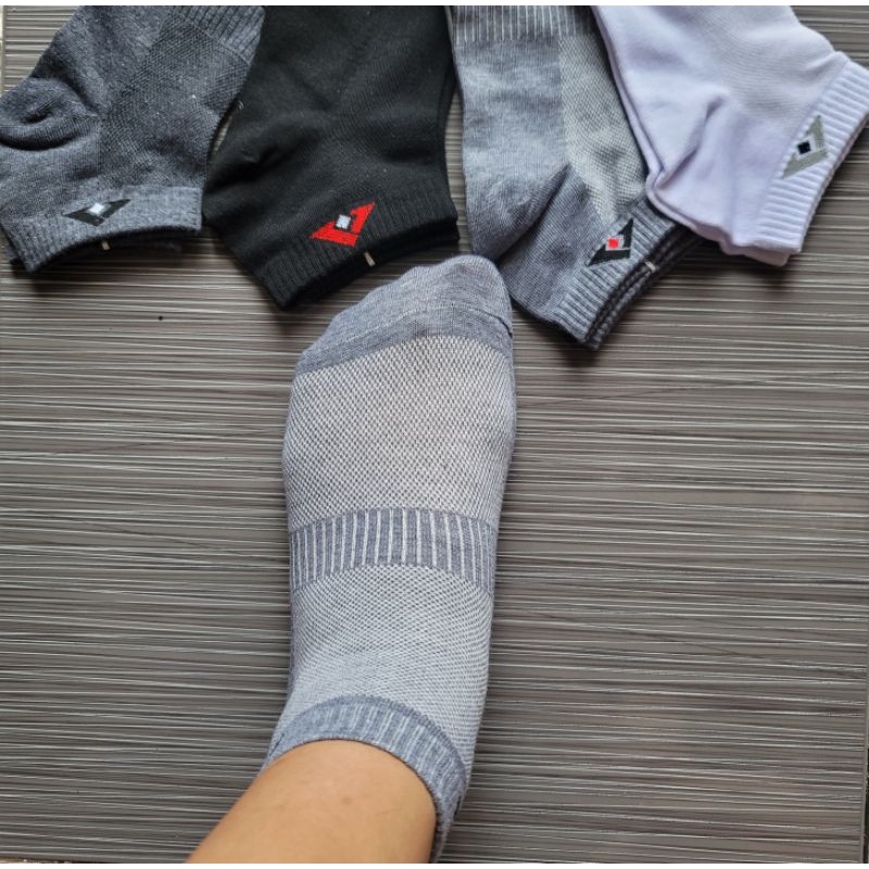Set 5 đôi vớ tất thể thao thoáng khí TT
