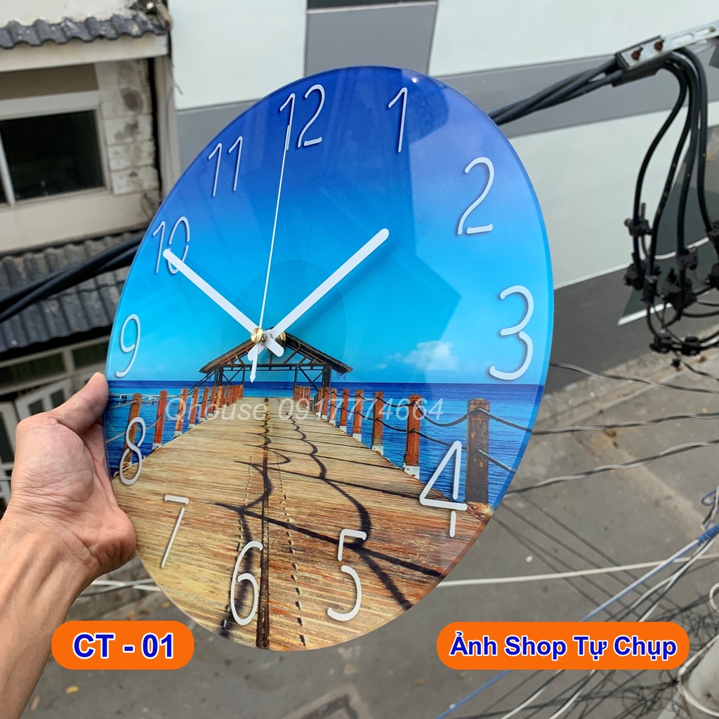 Đồng hồ treo tường kim trôi đơn giản trang trí phòng khách cao cấp hiện đại Qhouse kính cường lực nguyên tấm