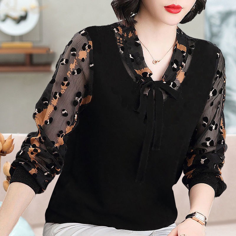 size lớn màu đen 2021 quần áo mùa xuân của mẹ mới, kiểu tây rộng và mỏng, thun trung niên thời trang
