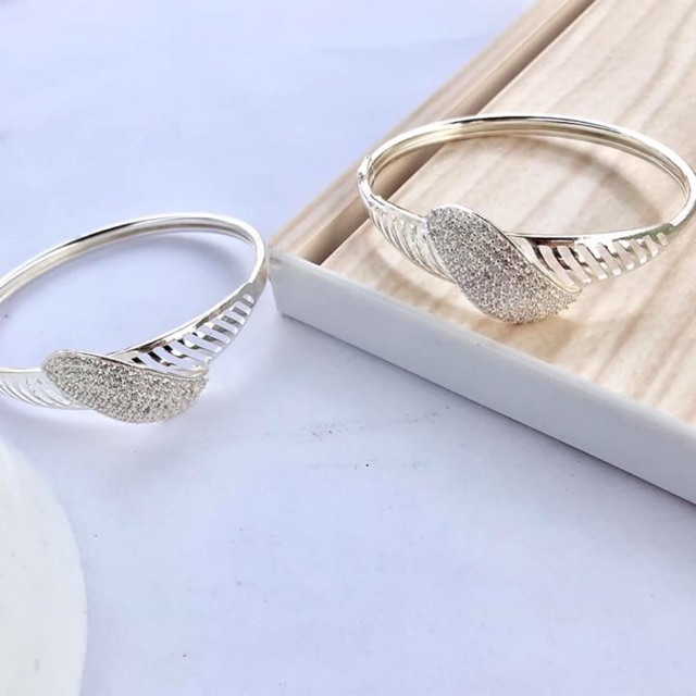 LẮC TAY NỮ MẶT ĐÁ SIÊU XINH- VÒNG TAY BẠC MẪU CỨNG