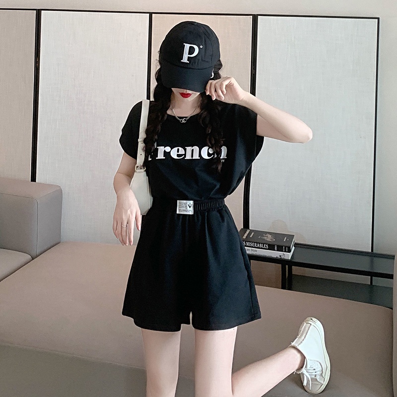 Bộ áo thun tay ngắn + quần short IELGY ống rộng thời trang dành cho nữ