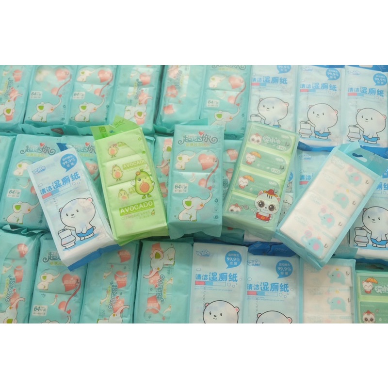 Khăn Giấy Ướt Mini Set 8 Gói (64 tờ) Dễ Thương Bỏ Túi Tiện Lợi, Gói Khăn Ướt Tiện Dụng Cho Bé ( Giao Ngẫu Nhiên hình)