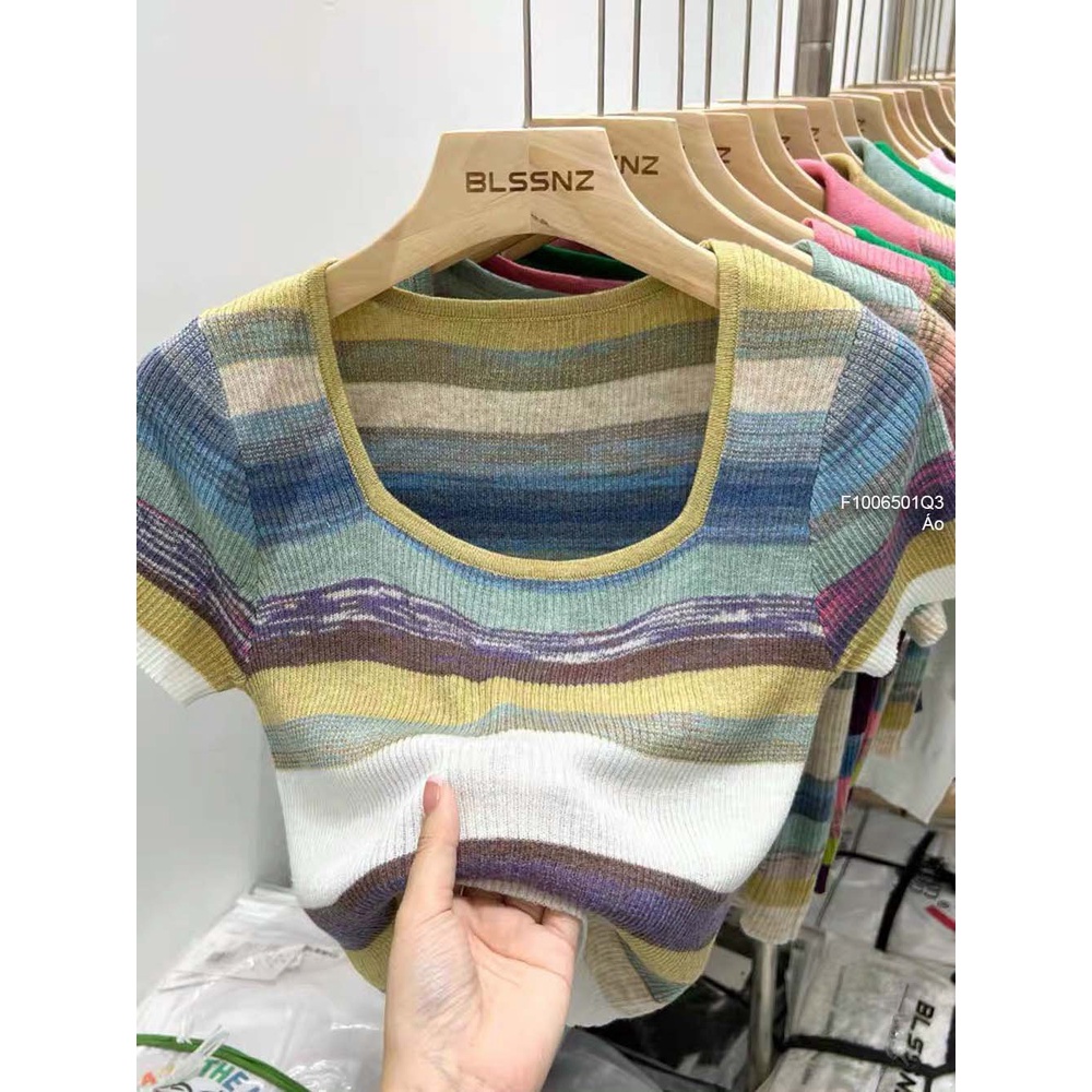 Áo len kiểu sọc croptop phối màu cổ vuông tay con hàng QC! (hình thật trải sàn)