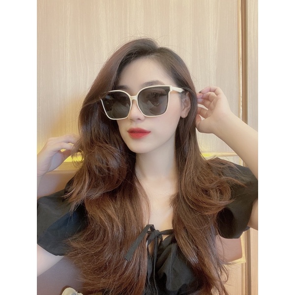 Kính nữ Shein mua sale chính hãng có mail mua hàng của web