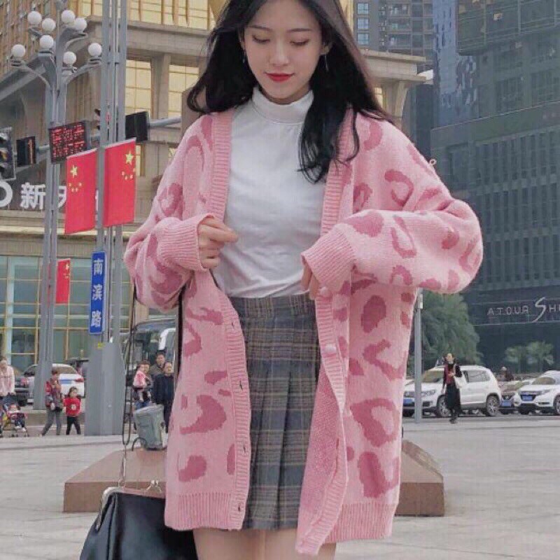 pass áo khoác len cảdigan da báo màu hồng pastel