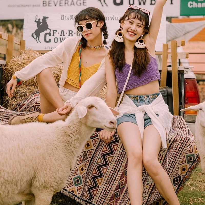 Áo Croptop Hai Dây Dệt Kim Cổ Chữ V Gợi Cảm Cho Nữ