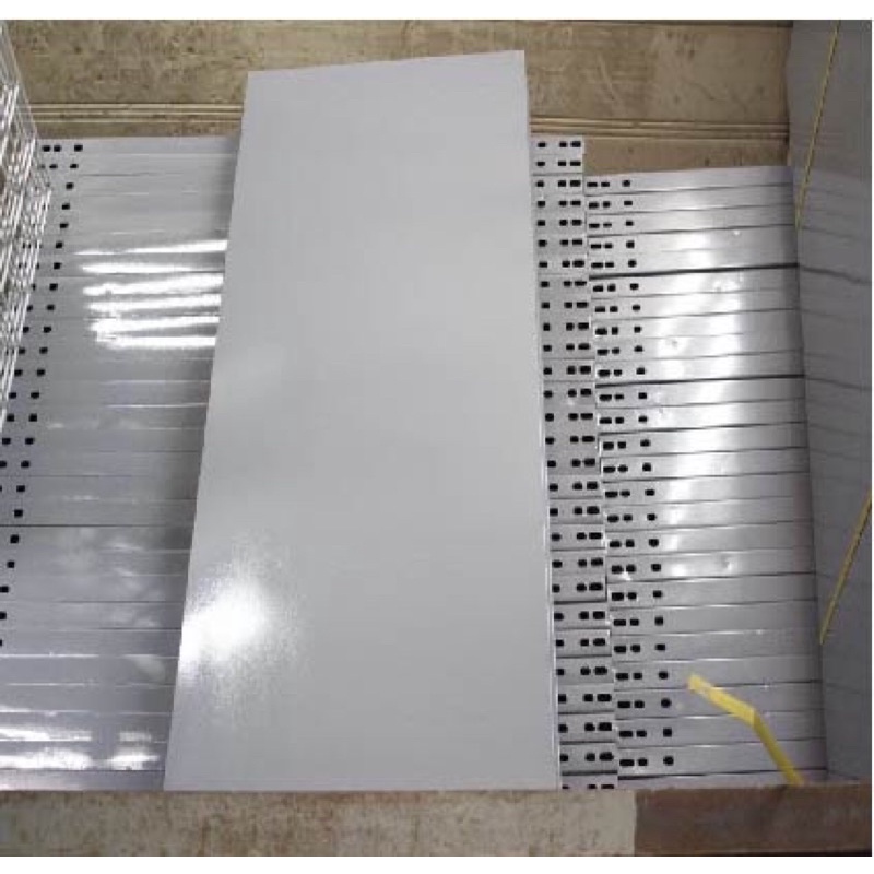 Kệ tầng v lỗ rộng 30-100cm, mâm kệ rộng 30cm dài 100cm lắp giàn đa năng
