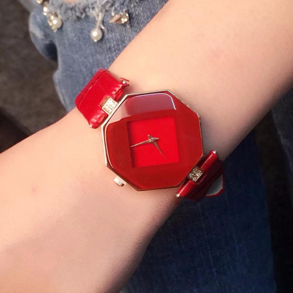 [Mã FAMAYFA2 giảm 10K đơn 50K] [CỰC HOT] ĐỒNG HỒ NỮ DÂY DA LỤC GIÁC 8 CẠNH RẤT ĐẸP | BigBuy360 - bigbuy360.vn