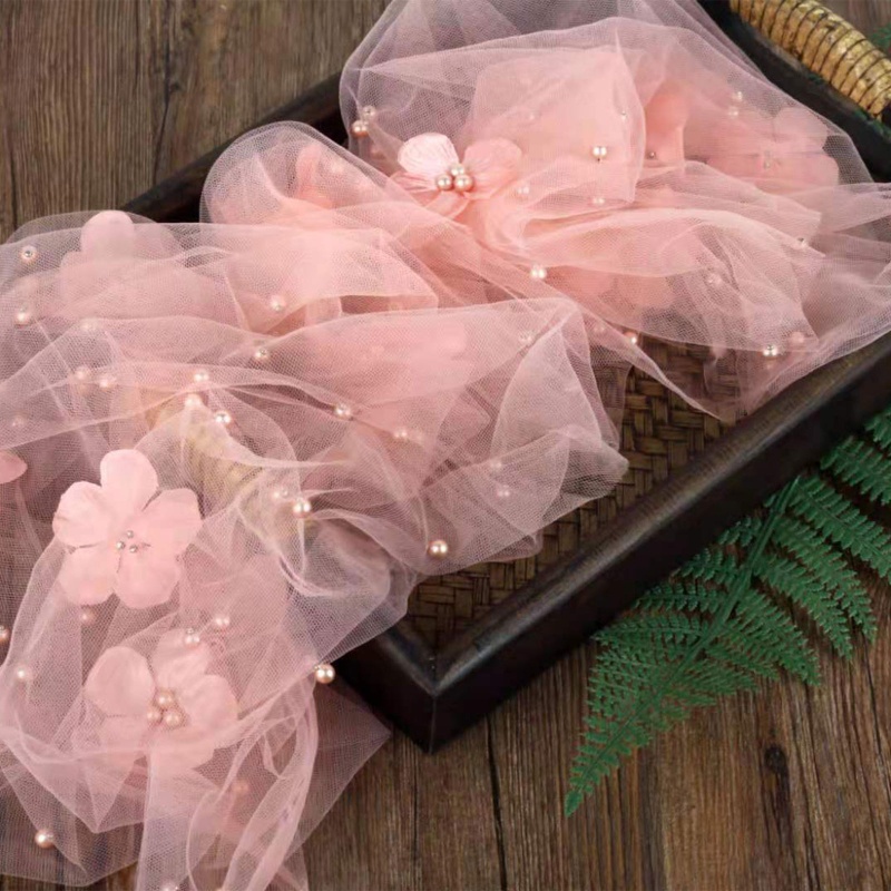 Chăn Quấn Vải Lưới Phối Ngọc Trai Trong Suốt Làm Phông Nền Chụp Ảnh Cho Bé Sơ Sinh