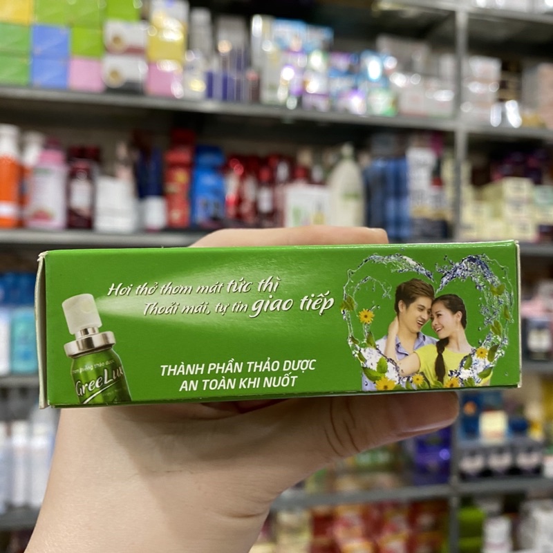 Xịt thơm miệng thảo dược Greelux 12ml (xanh lá, xanh dương)