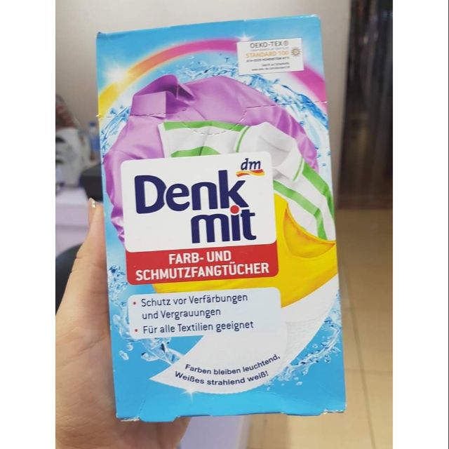 Giấy hút màu quần áo