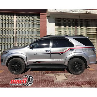 Tem dán xe fortuner thể thao đen đỏ 002