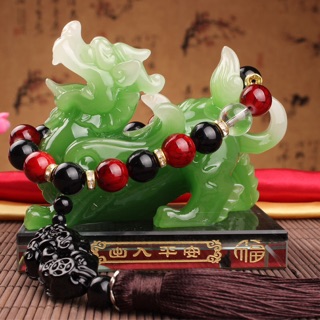 Tuỳ hưu để bàn phong thủy