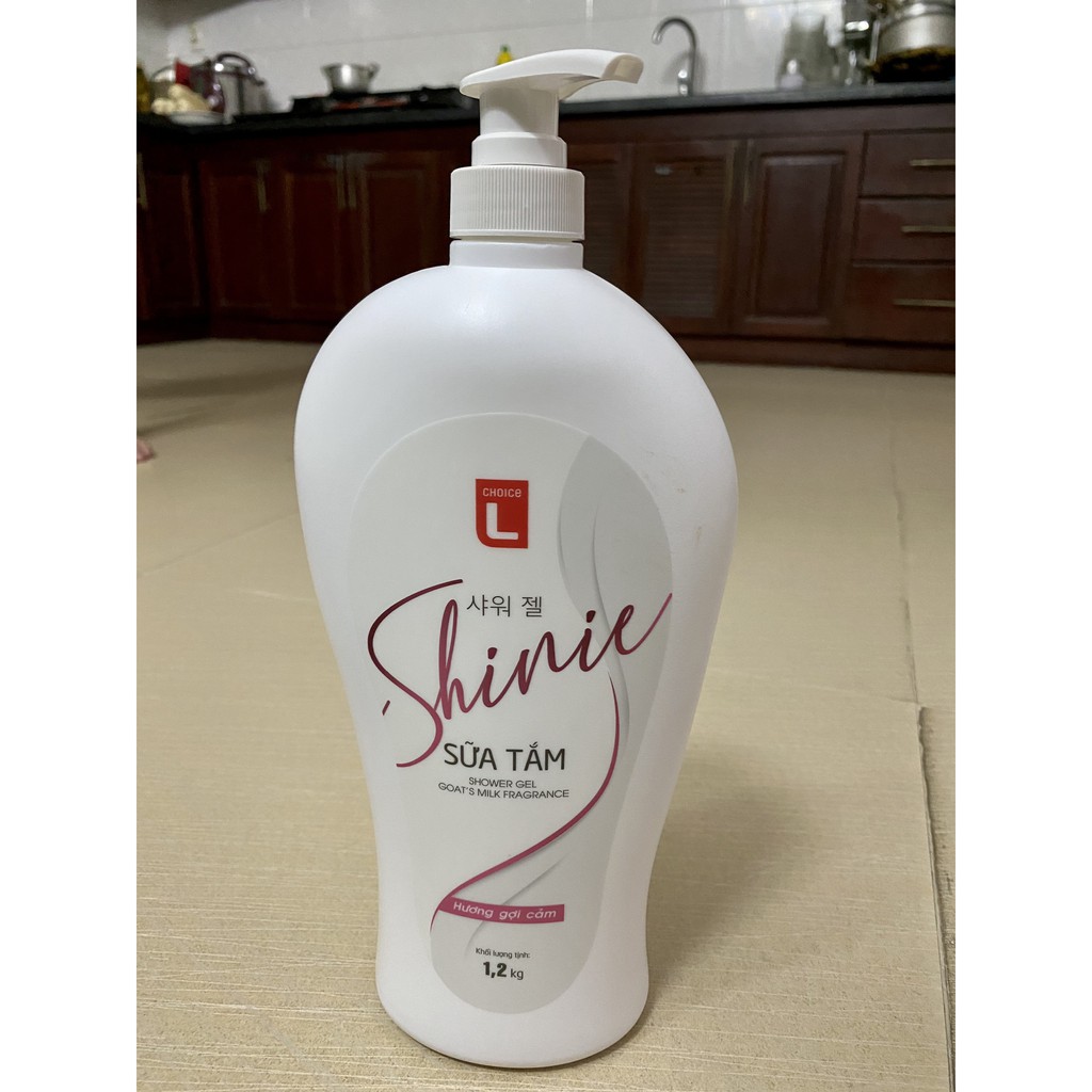 SỮA TẮM DÊ CAO CẤP HÀN QUỐC SHINIE GỢI CẢM CHAI 1.2L, xà phòng tắm chiết xuất sữa dê hương thơm dịu nhẹ quyến rũ