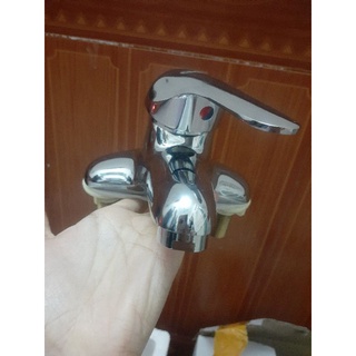 VÒI CHẬU RỬA MẶT INOX CAESAR CHUẨN