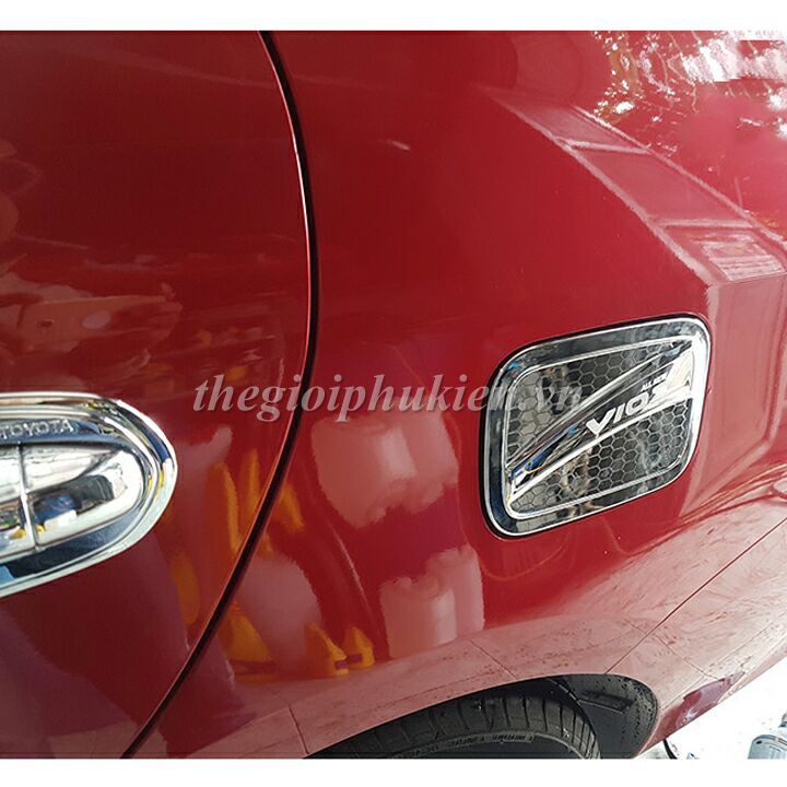 Ốp nắp bình xăng Toyota Vios 2019 -2023 mạ Crom