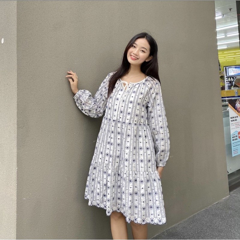 Đầm babydoll form rộng hoạ tiết hoa văn Naomi dress