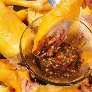 GÀ Ủ MUỐI HOA TIÊU 1 KHAY