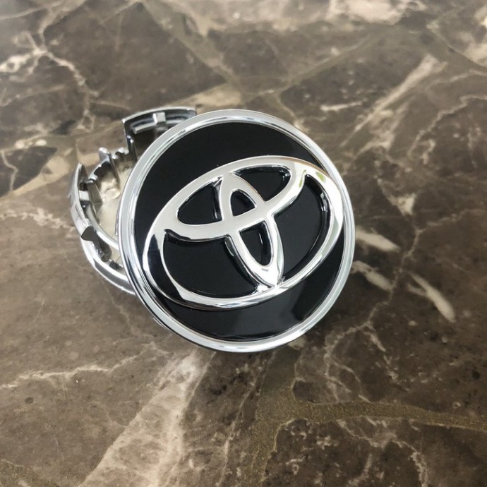 Sản Phẩm Logo chụp mâm, ốp lazang bánh xe ô tô Toyota đường kính 53MM .