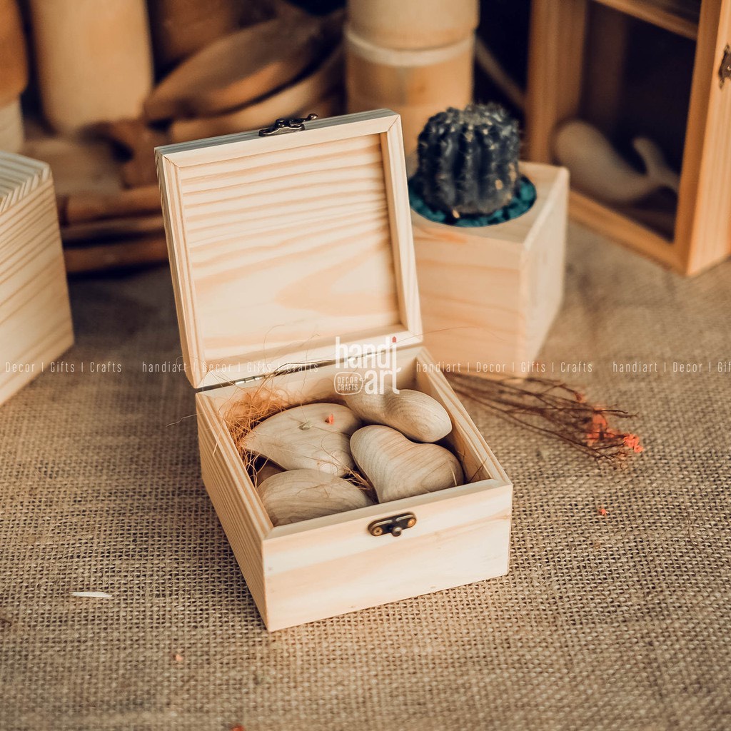 Hộp gỗ vuông đựng đồ trang trí (8x12x12cm) - Gỗ thông giá xưởng ( uy yisn chất lượng)