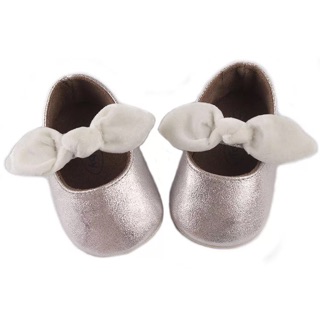 Giầy tập đi cho bé size 0-18 tháng