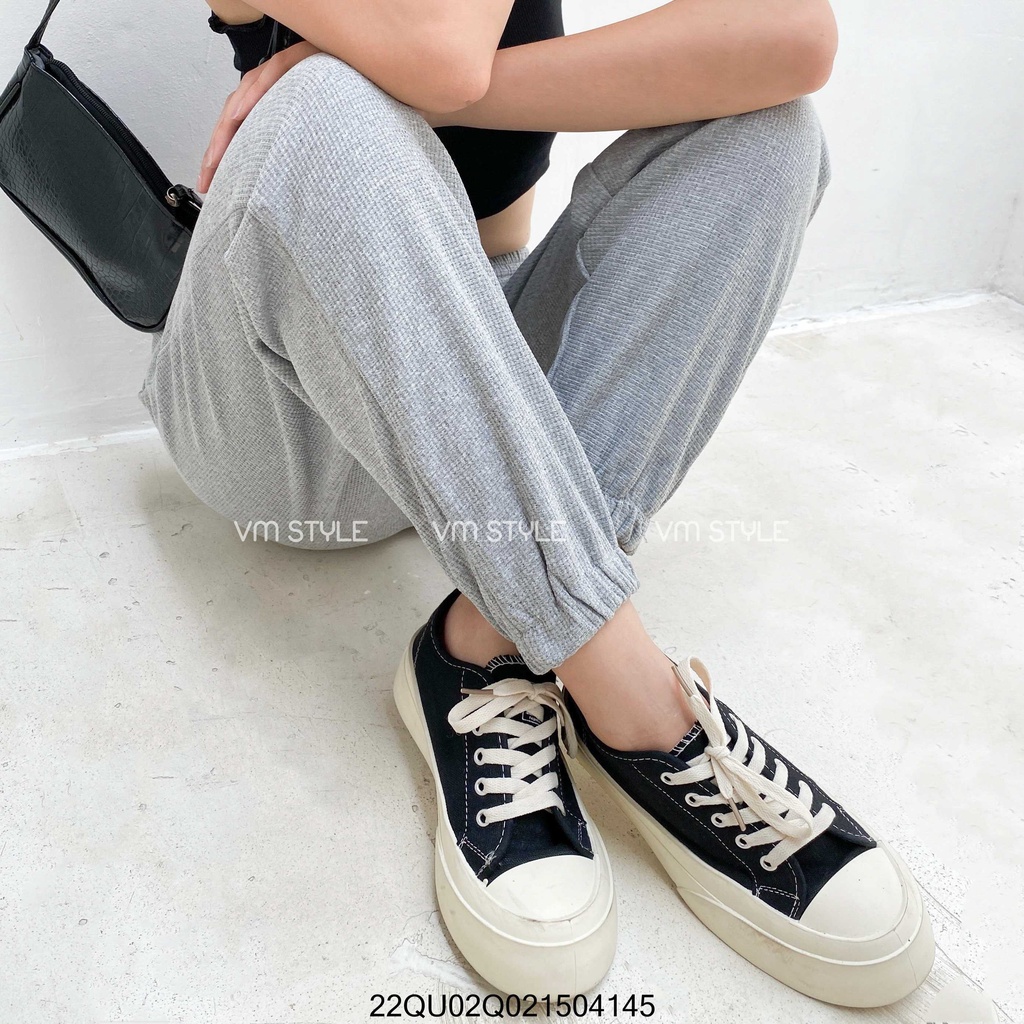 Quần jogger nữ VM STYLE lưng thun cột dây ống chun trơn rộng thoải mái hoạt động thời trang ulzzang 22QU02Q021504