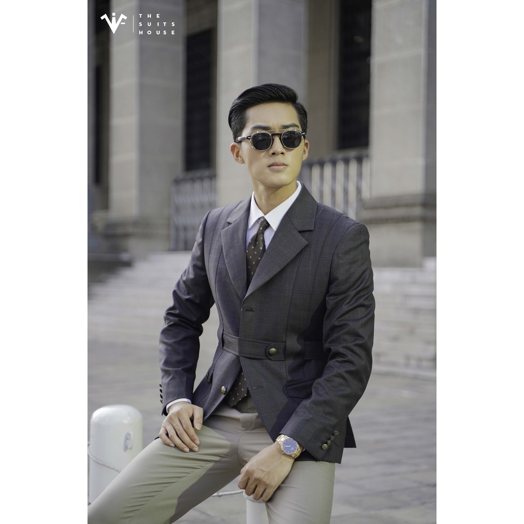 Bộ vest nam xám đen kẻ caro, 3 khuy túi nắp, vạt bầu, ve chữ V, chất wool The Suits House