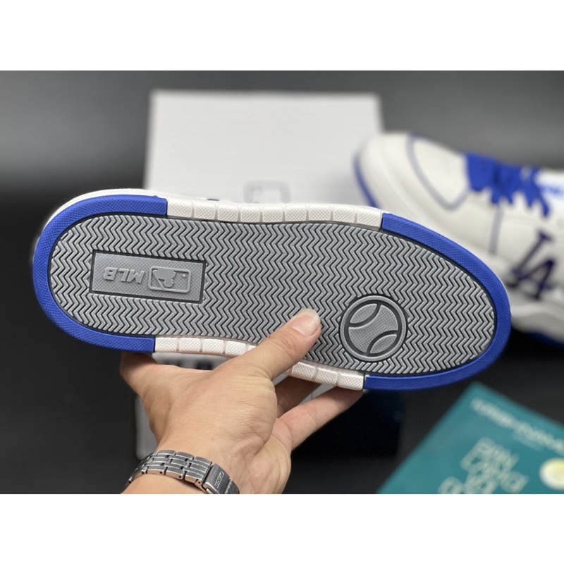 Giày thể thao nam nữ Chunky Liner La - M21