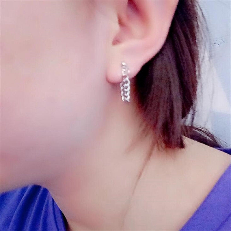 Khuyên tai phong cách Hàn Quốc giản dị sành điệu cho nữ