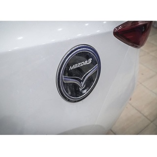 Ốp nắp bình xăng mazda 3 2015 - 2019