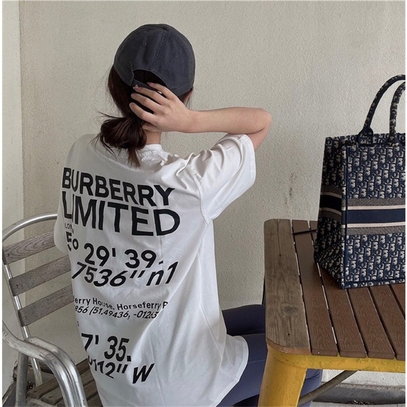 BURBERRY T-shirt with digital print on the back side, the same style for men and women