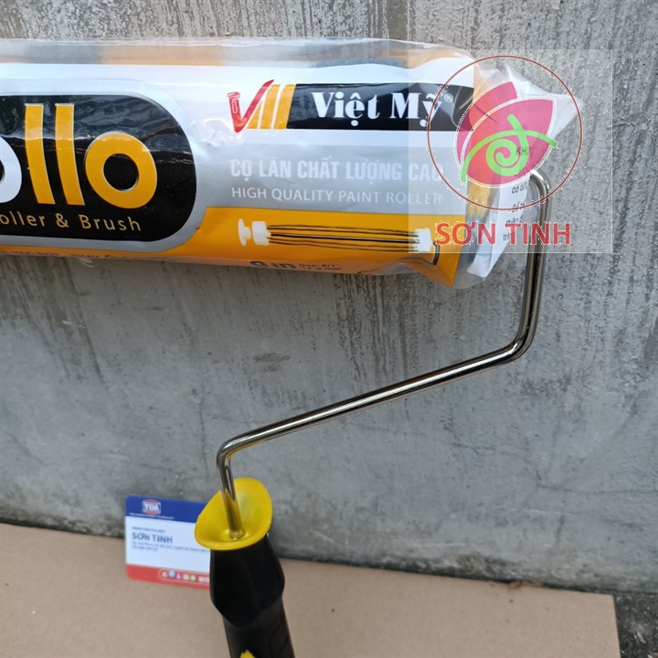 Cọ lăn sơn 3 màu Việt Mỹ Apollo 23cm