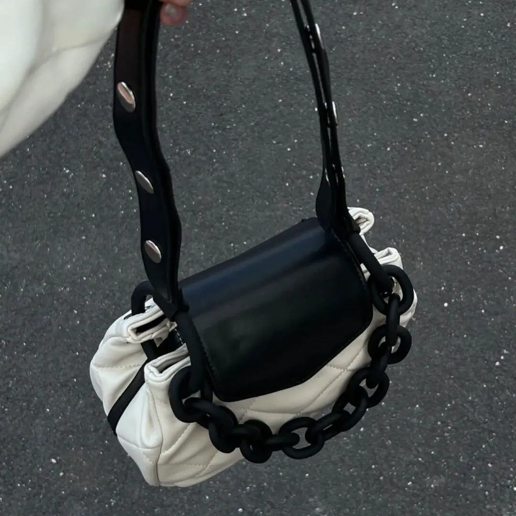 Túi Xách Đeo Vai Hình Thoi Cỡ Lớn Phối Dây Xích Thời Trang Xuân Hè 2022 Chất Lượng Cao