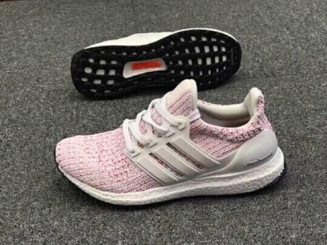 Giày thể thao ULTRA BOOST
