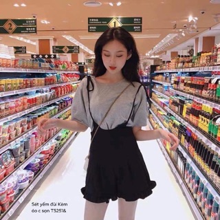 Sét yếm đùi bèo gấu kèm áo - T
