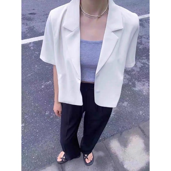 Áo BLAZER NGẮN TAY trơn đứng form, kiểu dáng croptop 2 cúc, 3 màu, chất đẹp style Hàn Quốc, hàng Quảng Châu - SẴN HÀNG | BigBuy360 - bigbuy360.vn