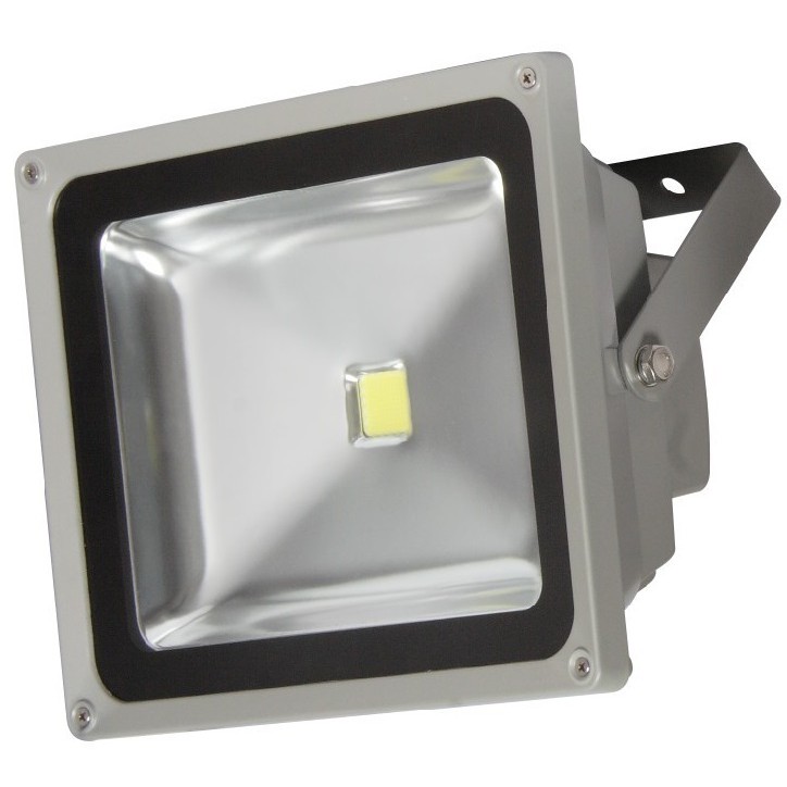 Đèn pha led 50W ngoài trời giá rẻ