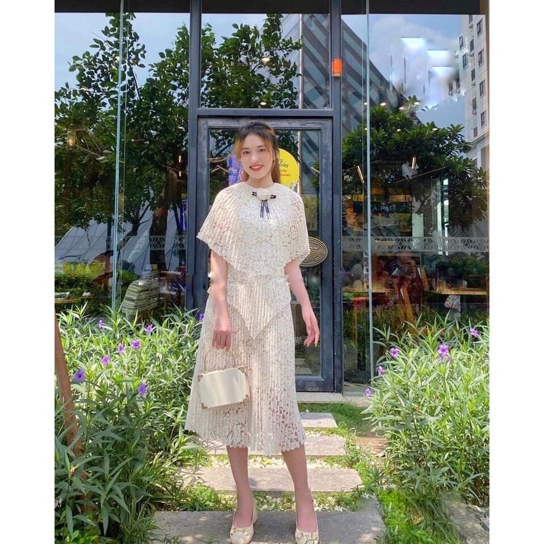 Đầm Ren Dập Ly Siêu Xinh