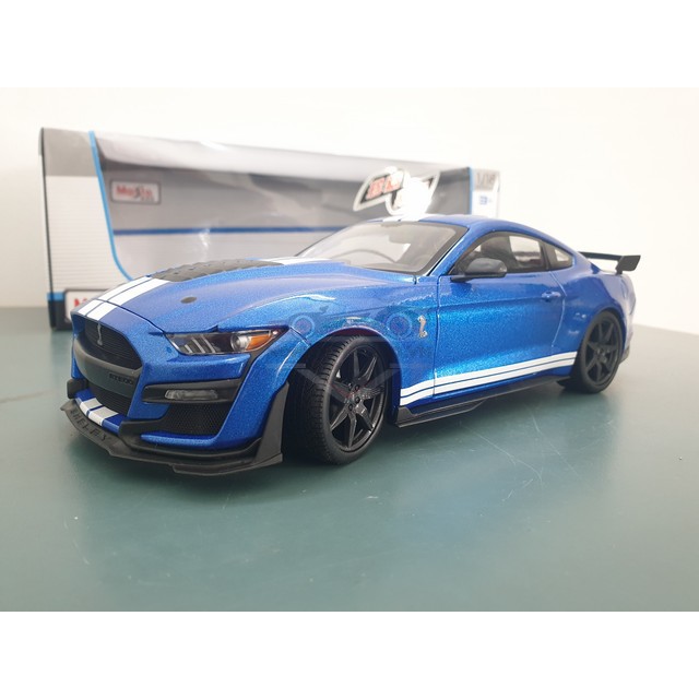 Xe mô hình Ford Mustang 2020, tỉ lệ 1:18, màu xanh